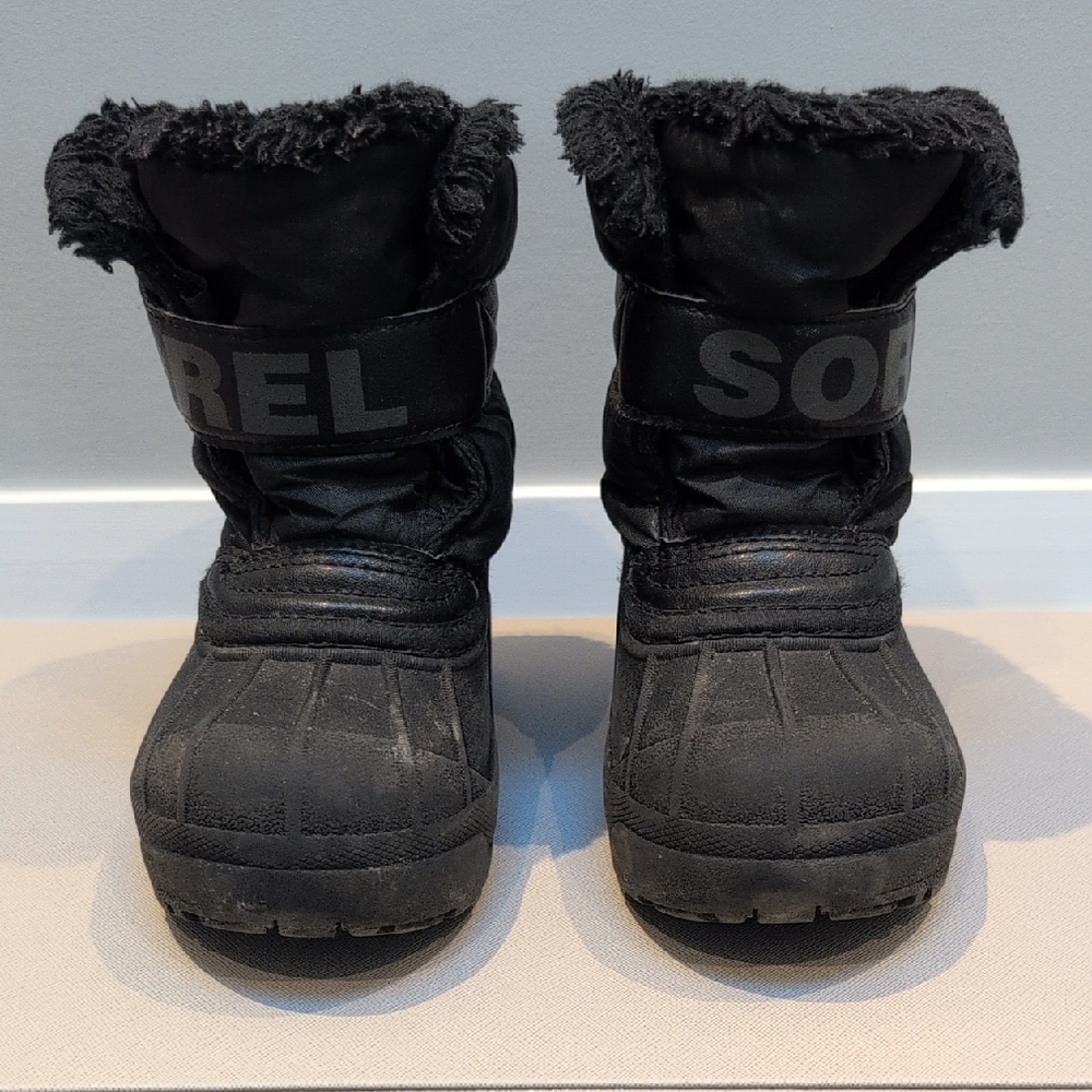 Sorel Black Insulated Snow Boots